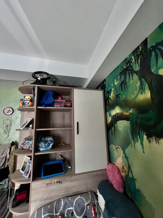 Гардероб дрешник