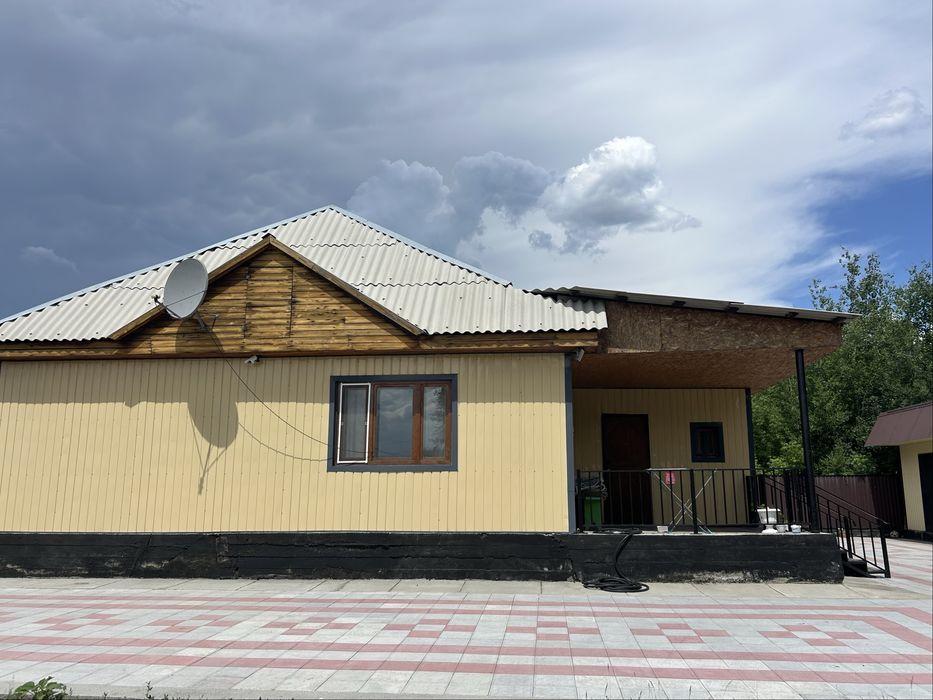 Продаётся 4-комнатный дом Семей