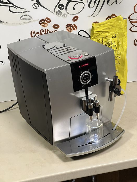 Кафемашина кафе автомат jura j5 с гаранция