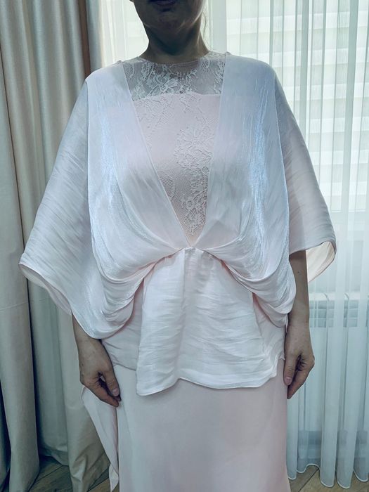 Вечернее платье за 50000 тг