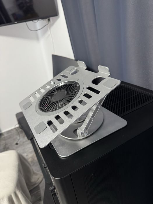 Laptop Gaming MSI cyborg 15+pad-uri racire 3 buc Gratis