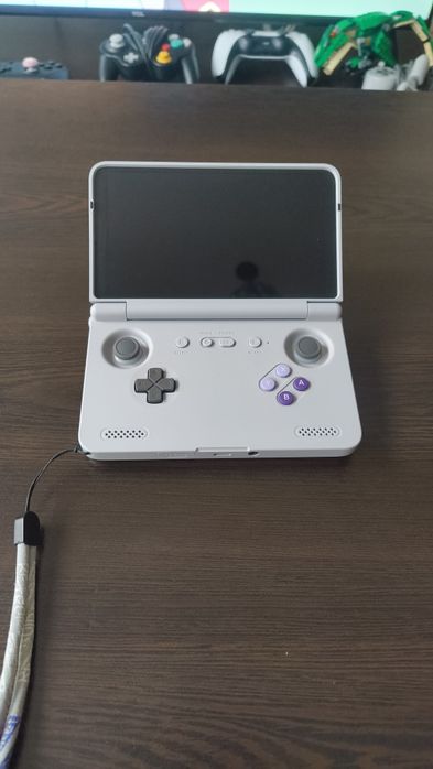 Retroid Pocket Flip 2 Ретро Конзола Цвят - 16bit