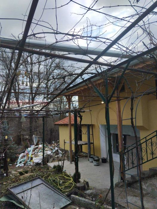 продава къща село Медово