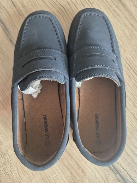 Продам замшевые туфли