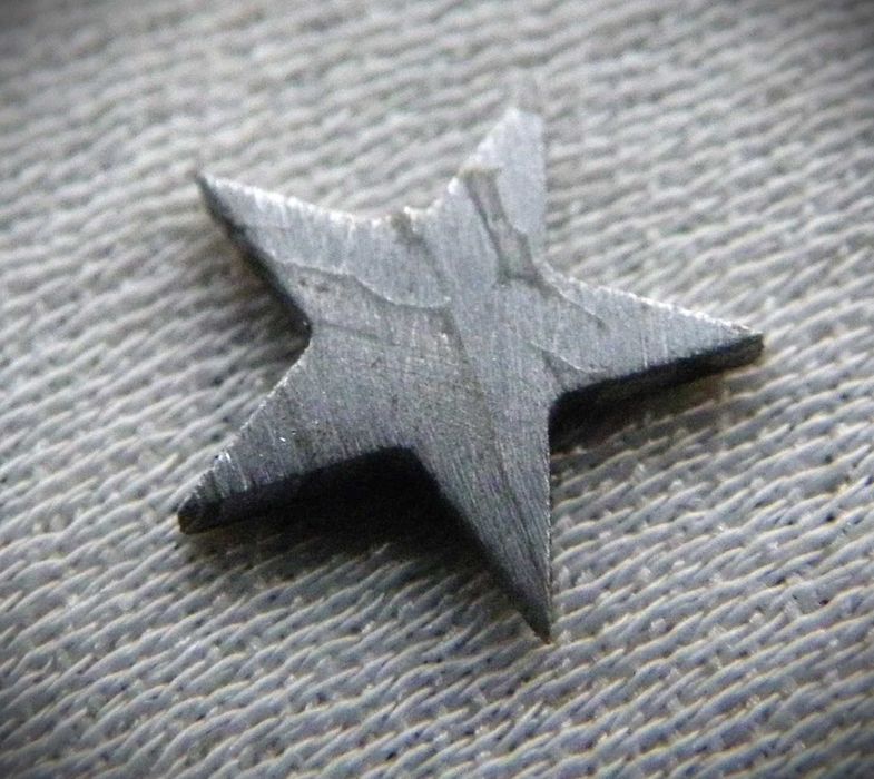 Звезда,изрязана от метеорит със сертификат