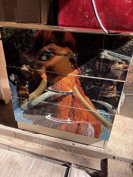 Шкаф детский +тумбочка