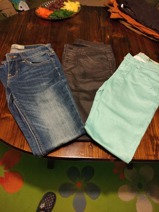 Дамски дънки и джинси