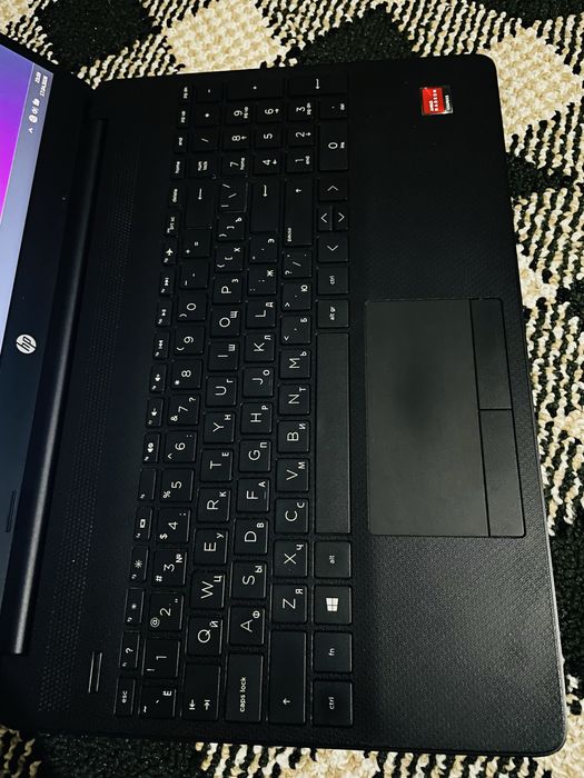 Hp noutbuk holati ideal kam ishlagan