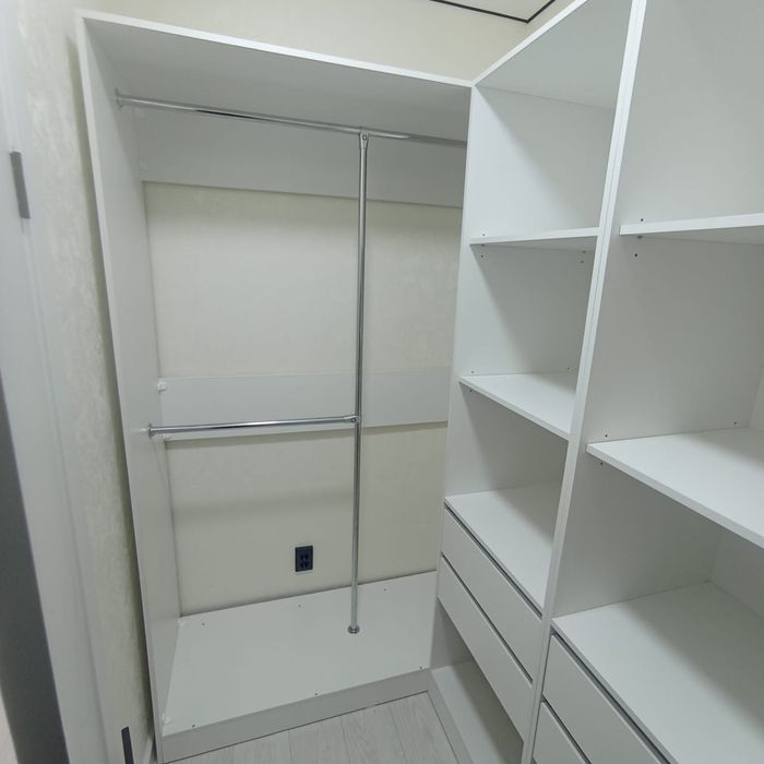 Сборщик мебельщик.