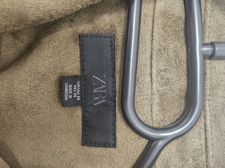 Велурено яке Zara