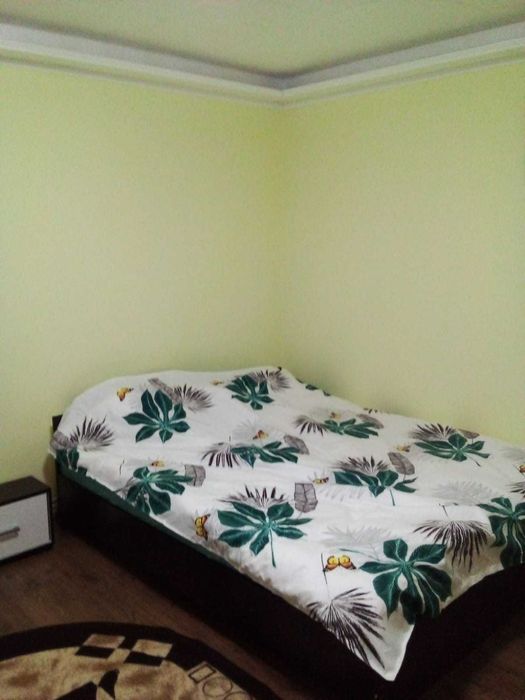 Închiriez garsoniera