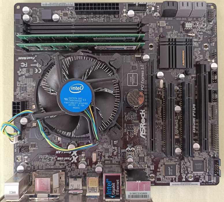 Kit Placa de baza ASRock B85M Pro4 soket 1150 + Procesor I5 4590 + Ram 16 Gb