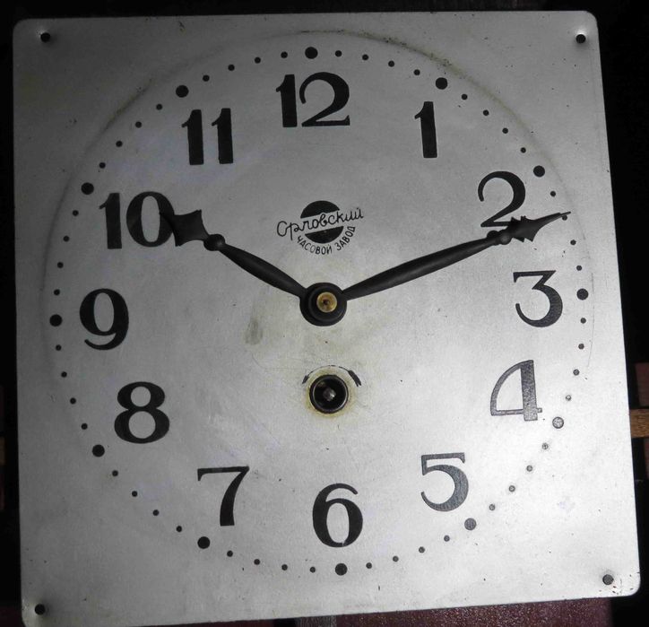 Часы настенные механические советские разные