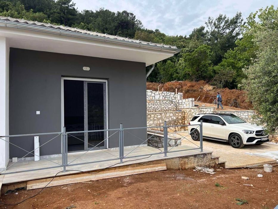 Продава се Къща в Пловдив, Център - 135 кв.м за 1630 €/кв.м - Снимка #1