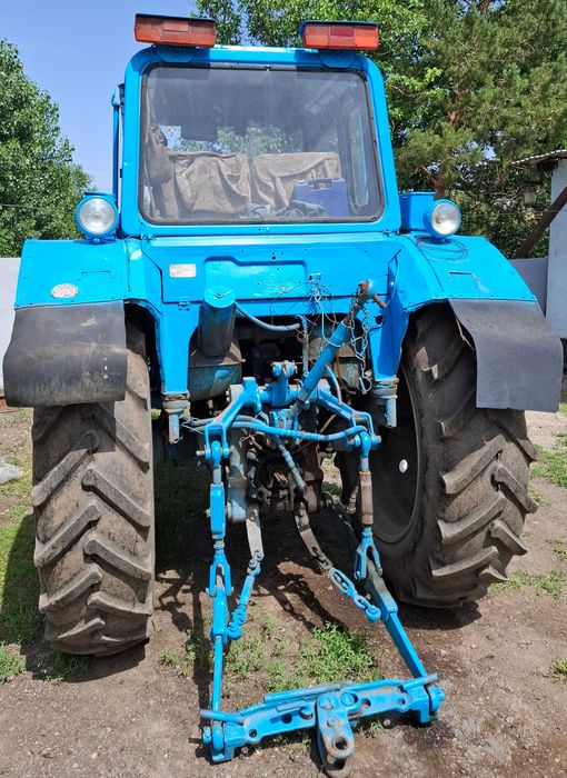 Продам трактор Мтз-80  со всеми агрегатами