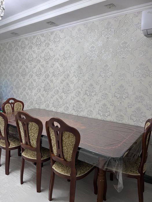 Stol 6 ta stul sotiladi