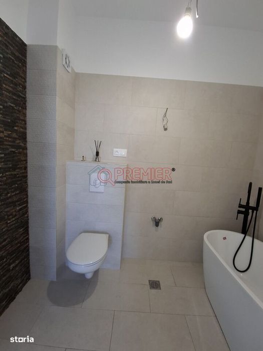 Gata mutare! 3 camere - 94 mp + terasa - Mall Grand Arena - Aurel