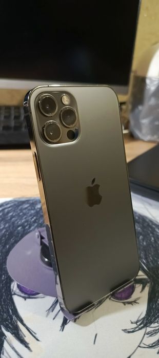 Продам iPhone 12 Pro