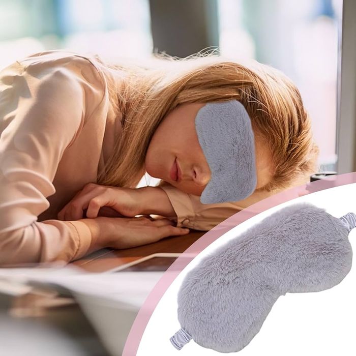 Плюшена маска за очи