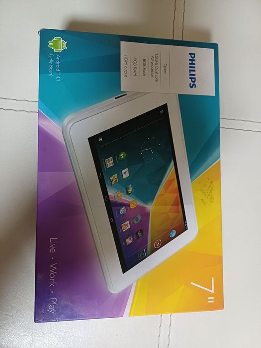Таблет Philips 7 инча