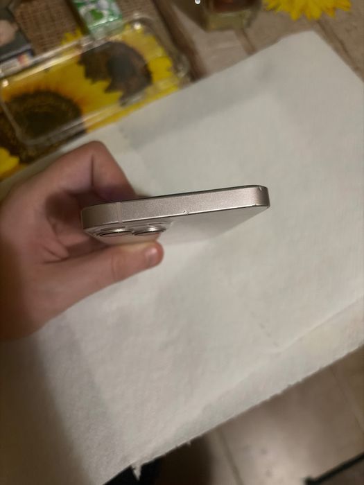 iPhone 13 pink in stare buna