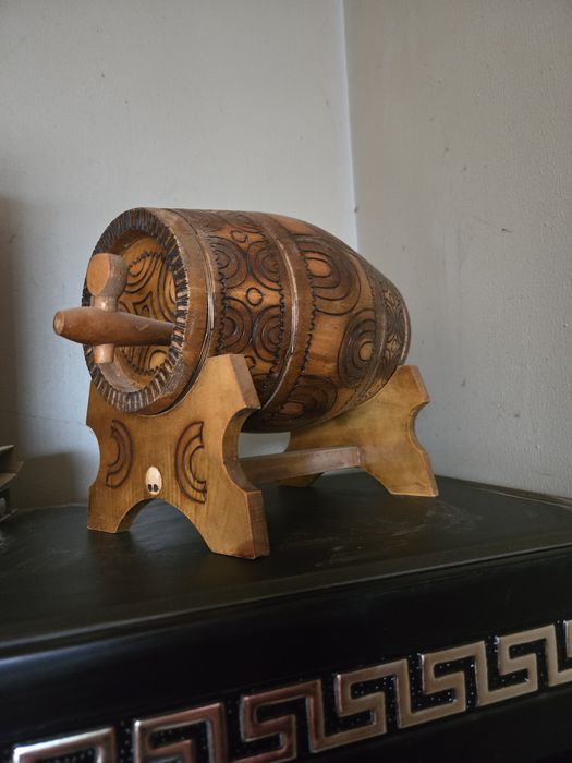 Дървен сувенир Буре