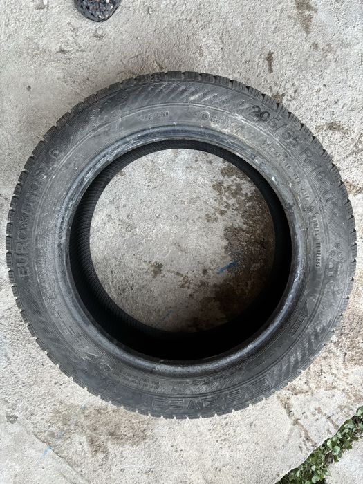 Гуми 205/55/16.