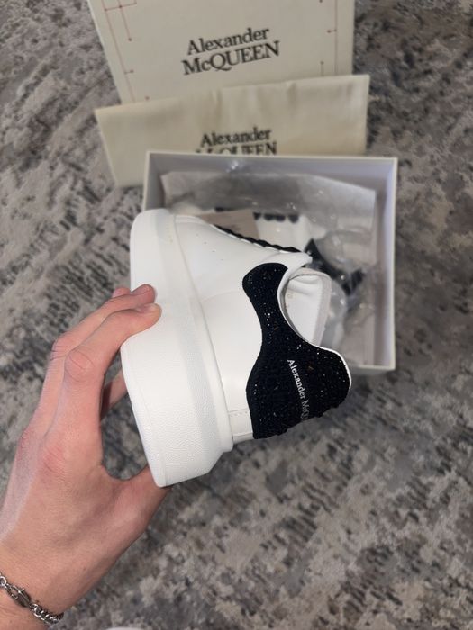 Alexander McQueen - Cu factura!