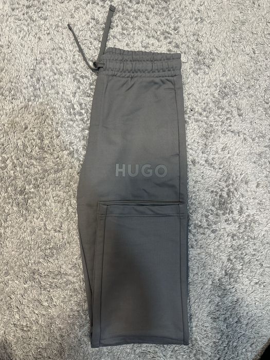 Анцуг Hugo Boss S