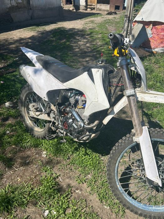 Мотоцикл 250 кубов 172 мотор