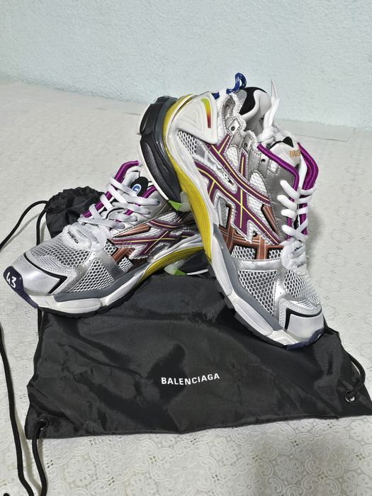 Sneakers Balenciaga Runner, marime 43