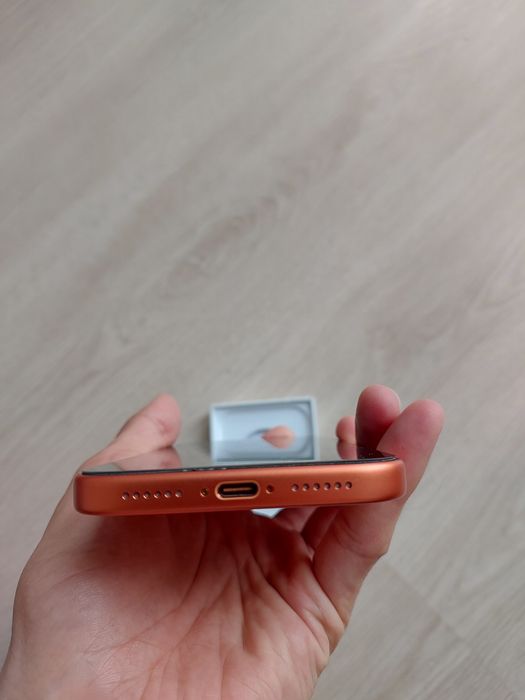 Ayfon 17 pro max xolati idyal bunqasi kam bo"ladi