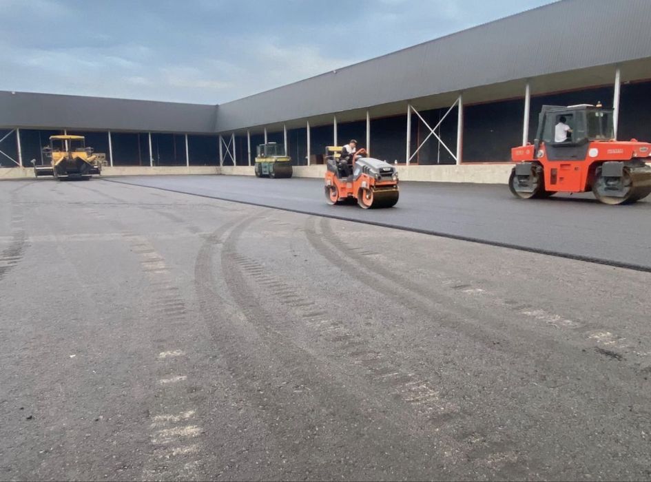 Асфальтирование укладка асфальт ,с катками