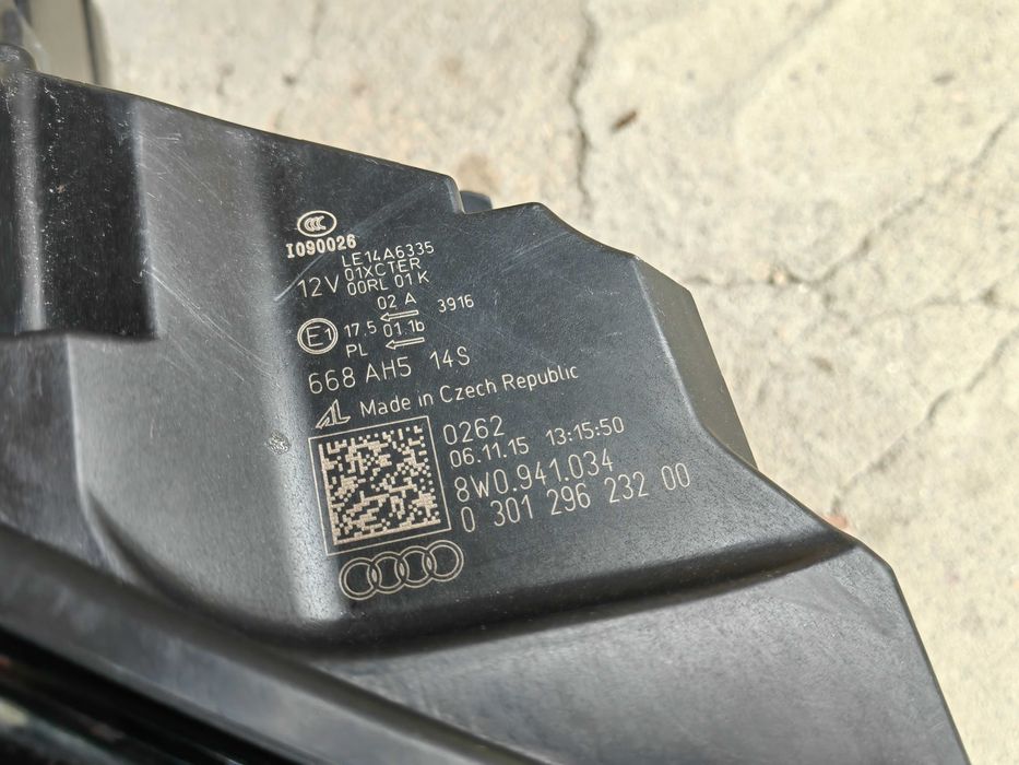 Фар Audi A4 B9 LED десен / Фар Ауди А4 Б9 Оригинален