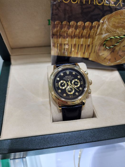 Продаю золотые Ролексы диаметром в 45мм.