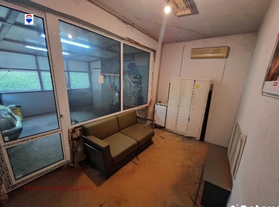 Продава се Промишлена сграда в Русе, Промишлена зона - Запад - 181 кв.м за 812 €/кв.м - Снимка #5