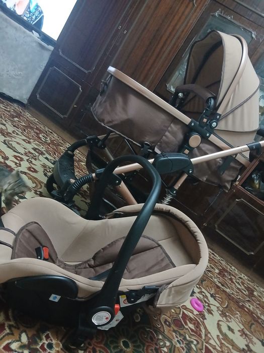 Kolyaska sotiladi srochni