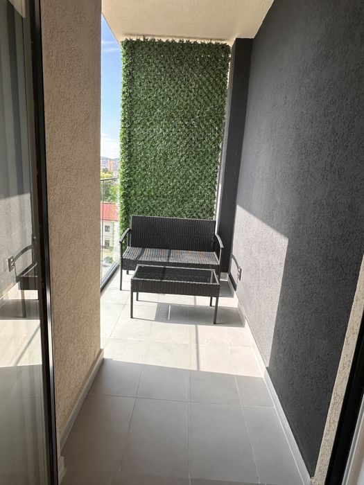Vand apartament nou si finisat la Vivat Residence