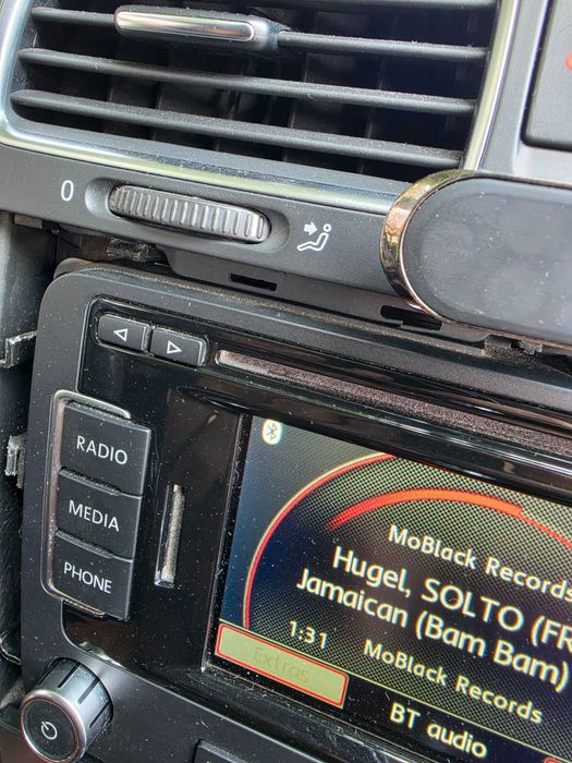 Мултимедия с навигация RNS315 EU за Skoda, VW и Seat/НАЛИЧЕН КОД. Bluetooth
