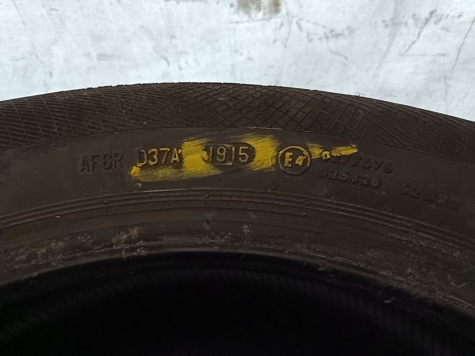 Anvelope MS iarna 225 55 16 continental 2015 6.5mm.
