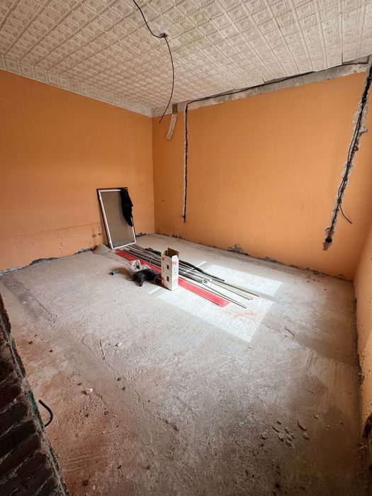 Продавам къща в центъра на  Свиленград.