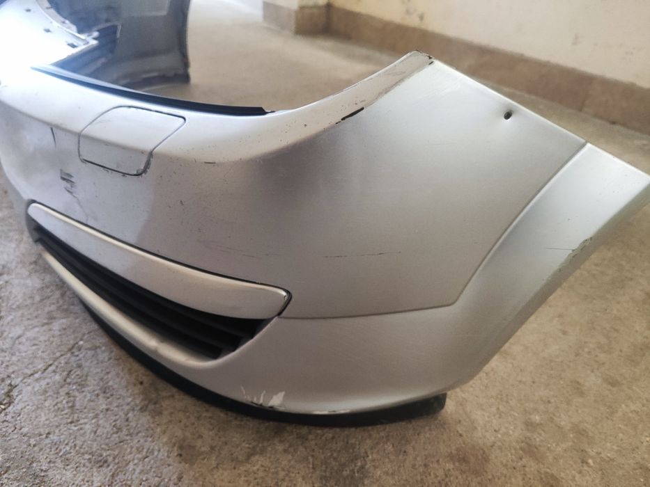 Предна броня за Opel Astra H