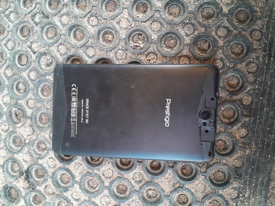 Продам планшет Prestigio на запчасти