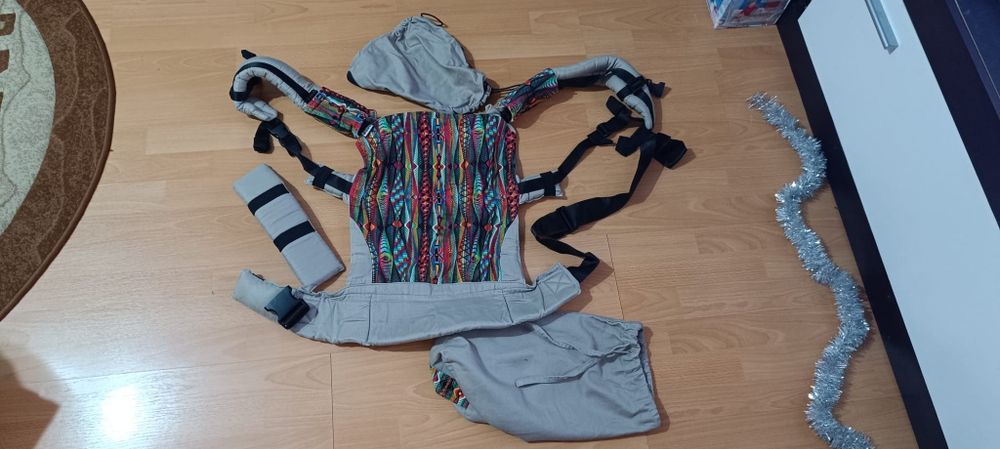 Marsupiu ergonomic BUMBO