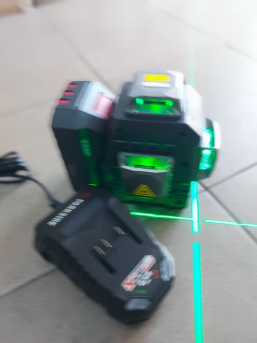Nivela laser 3x360. Nou