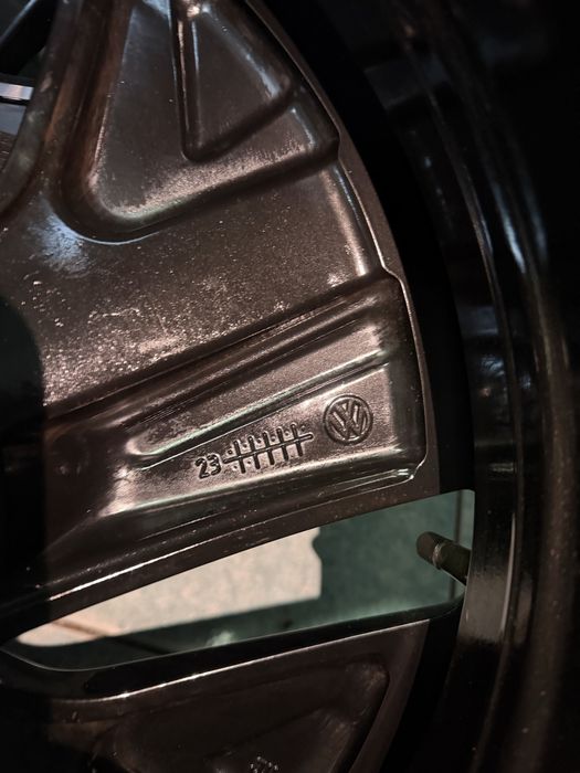 Jante aliaj NOI  R19 VW ID7 Tiguan Tayron  235/50/19 M+S Continental