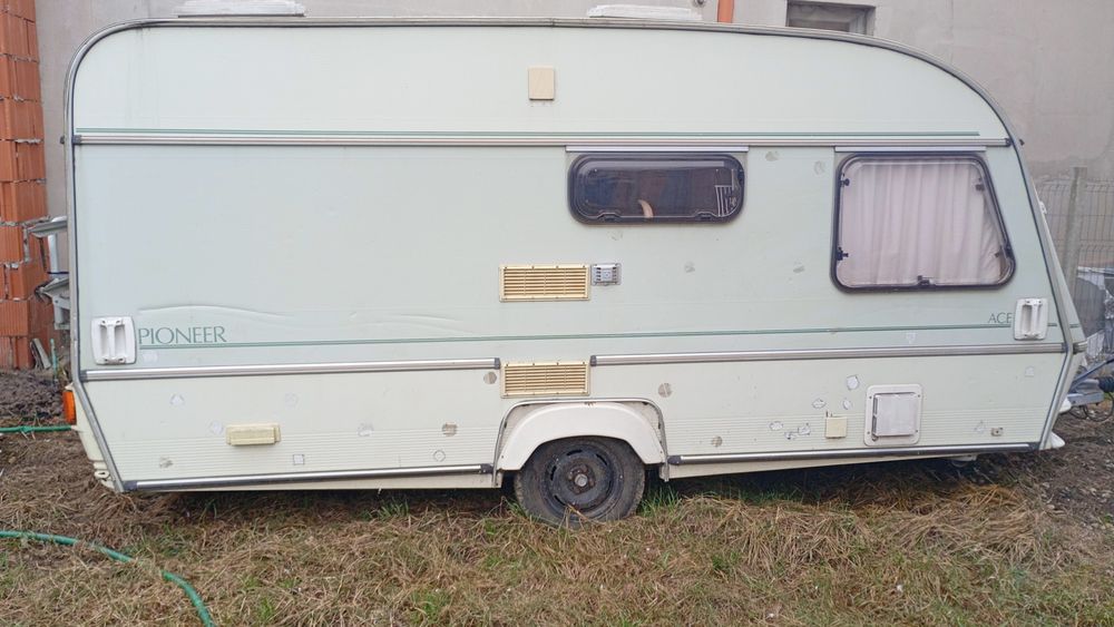 rulotă camping pioneer