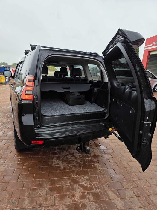 Toyota Land Cruiser 2.8 D-4D Executive Dark Chrome 2023 Full 7 loc
