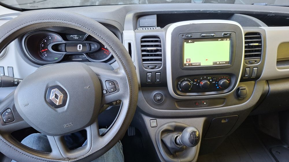 Renault trafic Lung  2019  6 loc 1.6 dci 145 cp E6 Navi Clima Temp  Rate Factura Garanție