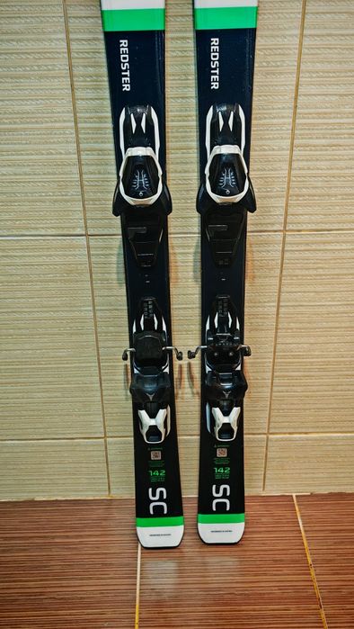 Schiuri atomic redster sc 140-142cm -clapari ski